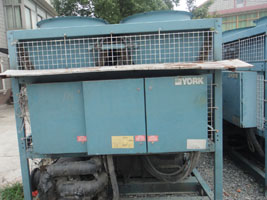 2013年首選無錫韓工，中央空調(diào)回收，專業(yè)的二手制冷設(shè)備調(diào)劑回收商